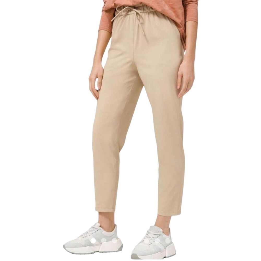 Lululemon Stretch High-Rise Pant 7/8 Length Size 2 Cream/ Beige